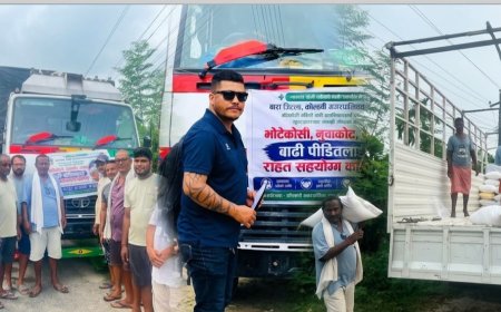 बाढी–पहिरोपीडितका लागि कोल्हवी–५ बाट राहत सामग्री बोकेको टोली भोटेकोसी, नुवाकोट र रसुवातर्फ प्रस्थान