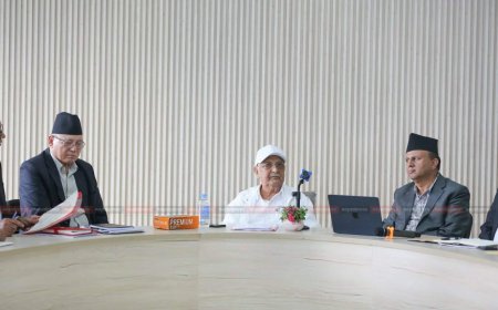 एमाले सचिवालय बैठक : ‘ओलीको तत्काल राजीनामा’ शब्द हटाइयो, राष्ट्रिय प्रतिनिधि परिषद् बोलाउने सहमति