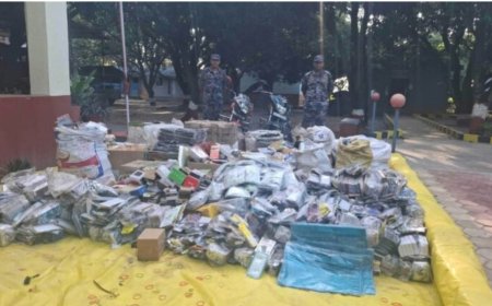 रौतहटमा ५० लाखभन्दा बढीका मोबाइल सामग्री सहित दुई मोटरसाइकल बरामद