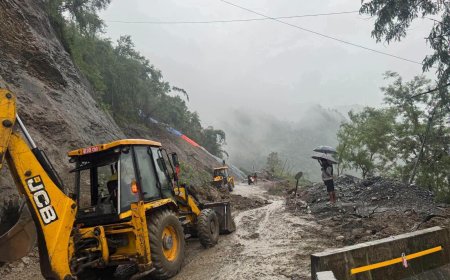 प्रमुख राजमार्ग बन्द, बाढी–पहिरोले देशभर सडक अवरुद्ध, दर्जनौँ सडकखण्डमा राति सवारी आवागमन रोक