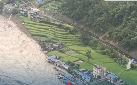पर्वतमा कालीगण्डकीको बितण्डा : जलजला–८ मा २५ घर बगे, ८० घर जोखिममा