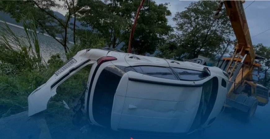 फेवातालमा कार खस्दा २ जनाको मृत्यु, २ जना घाइते