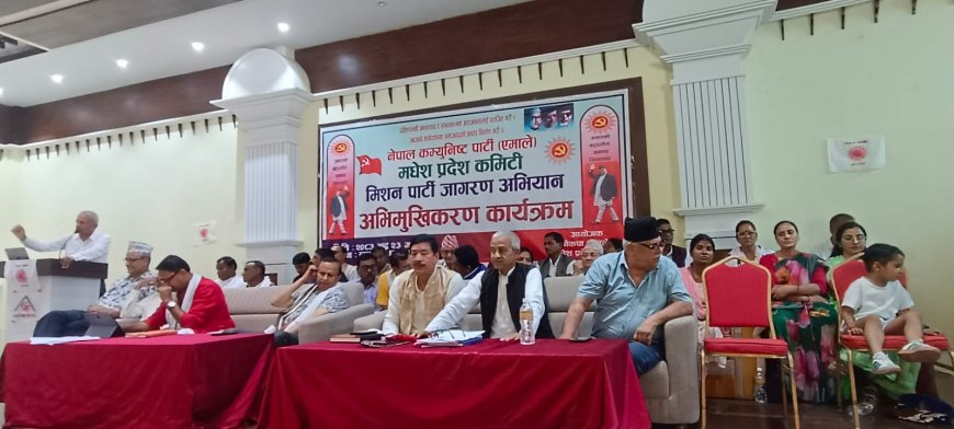 ​‘जनपरिचालन छाडेर सरुवा–बढुवामा अल्झिँदा जनतासँगको सम्बन्ध टुट्यो’: प्रदीप ज्ञवाली