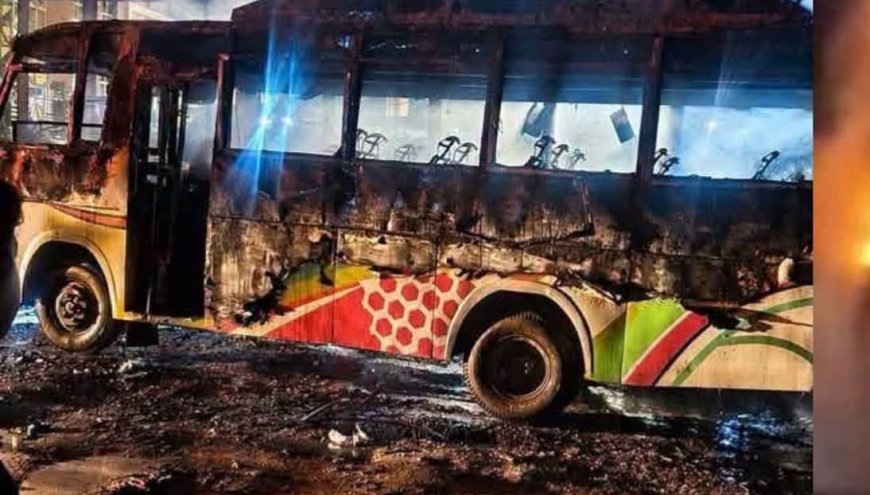 नयाँ बसपार्कमा धादिङ–काठमाडौं रुटको बसमा आगलागी