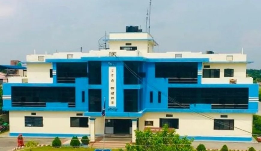 तास खेल्दै गरेकाे अवस्थामा पक्राउ परेका काेईराला हिरासत भित्रै अचेत, उपचारकाे क्रममा मृत्यु