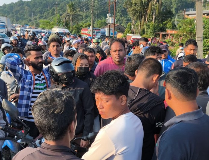 बाराको अमलेखगञ्जमा वृद्धको ज्यान लिने पिकअपका चालक पक्राउ,अवरूद बाटाे सुचारू