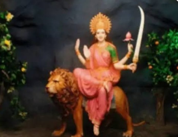 नवरात्रको छैटौँ दिन आज देवी कात्यायनीको पूजा आराधना गरिँदै
