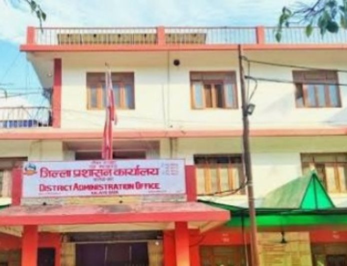 चक्रवात ‘अर्णव’को सम्भावित प्रभावः बारा प्रशासनद्वारा सतर्कता अपनाउन आग्रह, धानबाली सुरक्षित गर्न अनुरोध