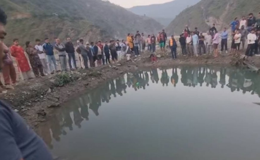 क्रसर उद्योगको पोखरीमा डुबेर दशैं मनाउन माइती आएकी आमाछोरीको मृत्यु