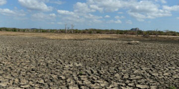 बाढी, पहिरो र खडेरीको प्रभाव देशैभरि : जलवायु परिवर्तन किन चुनावी एजेण्डा बन्दैन ?